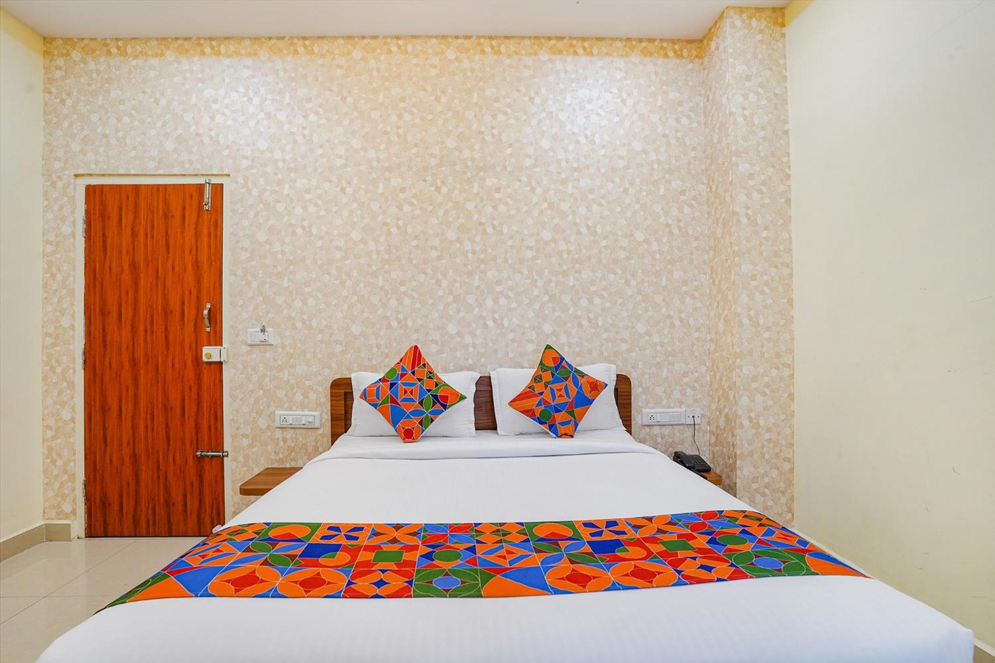 Fabhotel Partha Residency - Nr Iskcon Kr Puram Бангалор Экстерьер фото